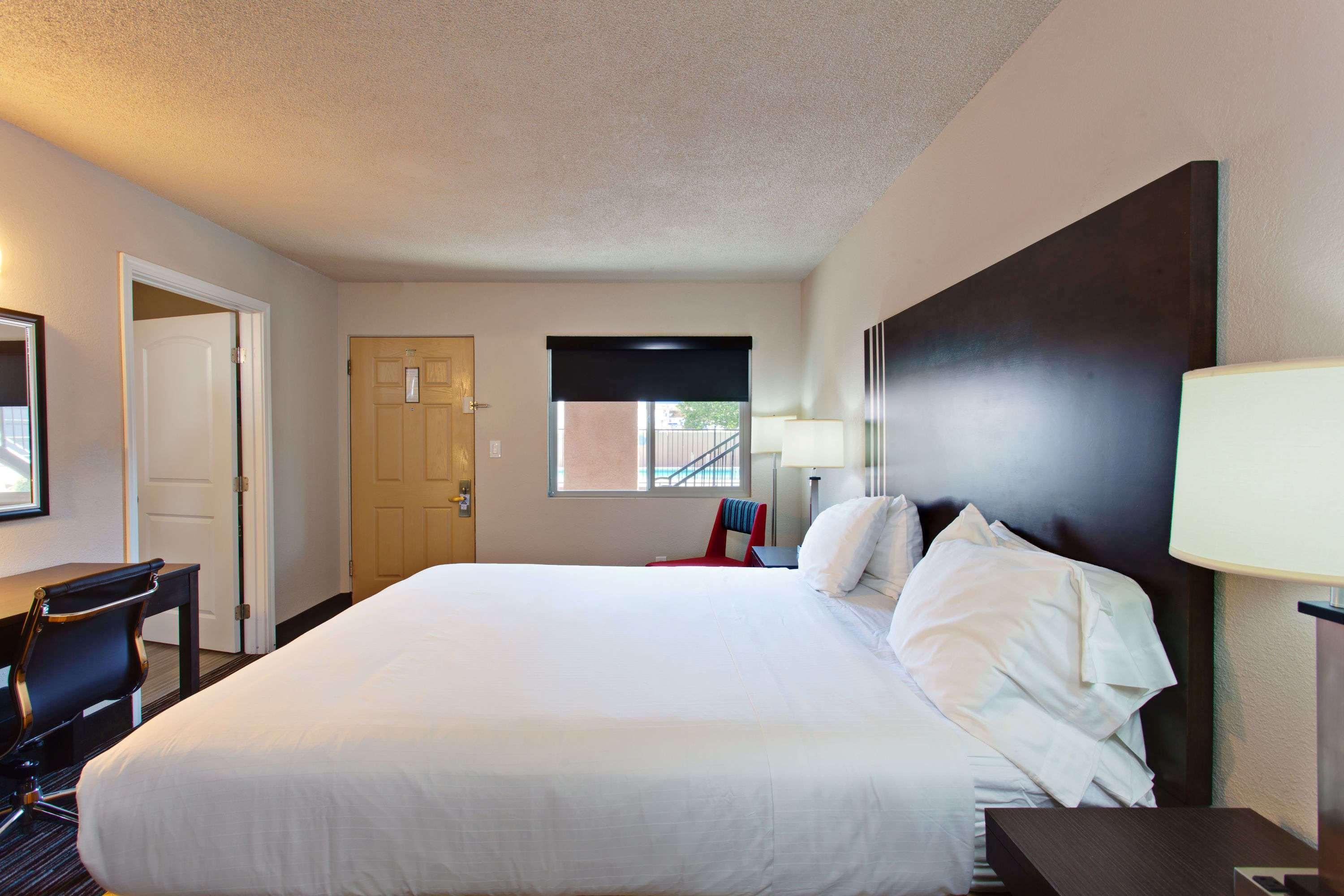 Days Inn By Wyndham Chowchilla Gateway To Yosemite Extérieur photo